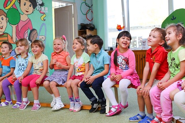 Petition for screen-free kindergarten, day care, and primary school launched