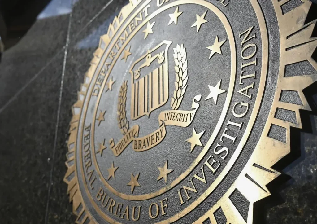 FBI to US Citizens: Shift to Encyrpted Messaging That Can Be Accessed by Law Enforcement